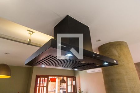 Apartamento à venda com 329m², 4 quartos e 4 vagas Apartamento à venda com 329m², 4 quartos e 4 vagasCozinha