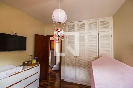 Apartamento à venda com 329m², 4 quartos e 4 vagas Apartamento à venda com 329m², 4 quartos e 4 vagasQuarto 1