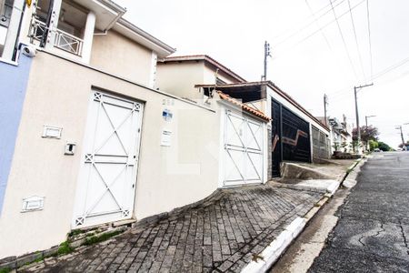 Casa à venda com 322m², 5 quartos e 6 vagasVista da Rua