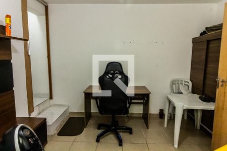 Casa à venda com 322m², 5 quartos e 6 vagassuíte 3