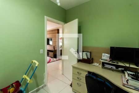 Casa à venda com 322m², 5 quartos e 6 vagasEscritório