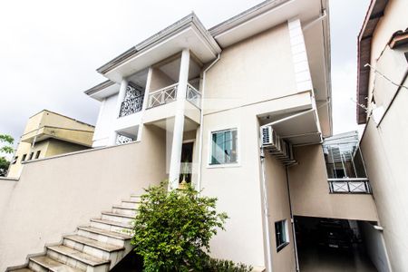 Casa à venda com 322m², 5 quartos e 6 vagasFachada Casa