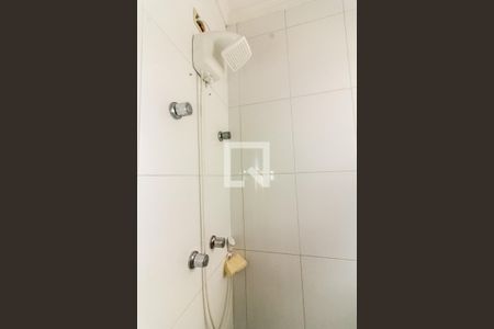 Casa à venda com 322m², 5 quartos e 6 vagasBanheiro da Suíte 2