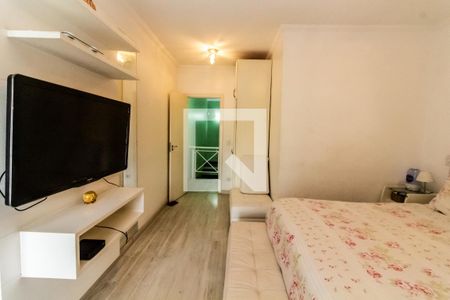 Casa à venda com 322m², 5 quartos e 6 vagasSuíte 2 