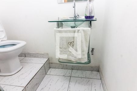 Casa à venda com 322m², 5 quartos e 6 vagasBanheiro da Suíte 3