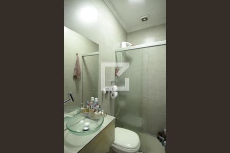 Casa de condomínio à venda com 120m², 2 quartos e 1 vagaBanheiro