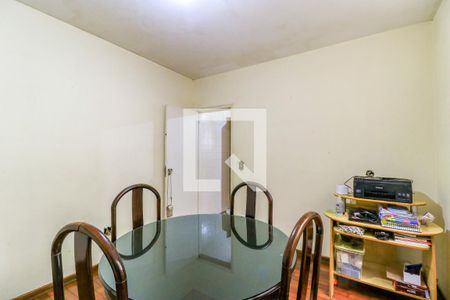 Casa à venda com 160m², 3 quartos e 2 vagas Casa à venda com 160m², 3 quartos e 2 vagasSala de Jantar