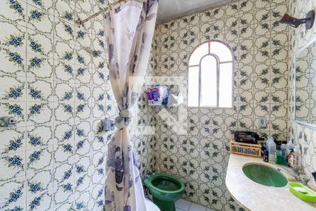 Casa à venda com 160m², 3 quartos e 2 vagas Casa à venda com 160m², 3 quartos e 2 vagasBanheiro