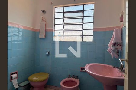 Casa à venda com 160m², 2 quartos e 2 vagas Casa à venda com 160m², 2 quartos e 2 vagasbanheiro
