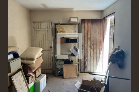Casa à venda com 160m², 2 quartos e 2 vagas Casa à venda com 160m², 2 quartos e 2 vagasQuarto de Serviço