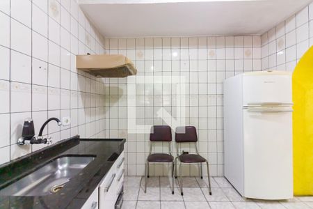 Casa à venda com 250m², 2 quartos e 2 vagas Casa à venda com 250m², 2 quartos e 2 vagasCozinha