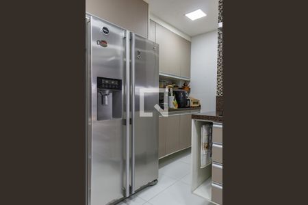 Casa à venda com 367m², 4 quartos e 2 vagas Casa à venda com 367m², 4 quartos e 2 vagasCozinha