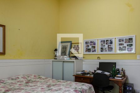 Casa à venda com 367m², 4 quartos e 2 vagas Casa à venda com 367m², 4 quartos e 2 vagasQuarto 2