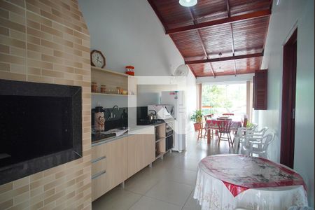 Casa à venda com 300m², 2 quartos e 2 vagas Casa à venda com 300m², 2 quartos e 2 vagasÁrea gourmet