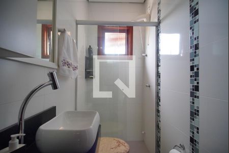Casa à venda com 300m², 2 quartos e 2 vagas Casa à venda com 300m², 2 quartos e 2 vagasBanheiro 1