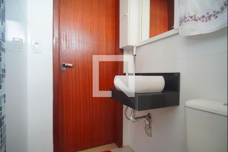 Casa à venda com 300m², 2 quartos e 2 vagas Casa à venda com 300m², 2 quartos e 2 vagasBanheiro 1