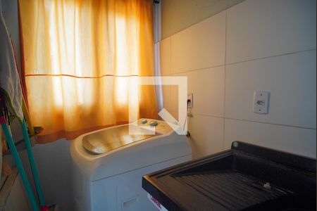 Casa à venda com 300m², 2 quartos e 2 vagas Casa à venda com 300m², 2 quartos e 2 vagasLavanderia