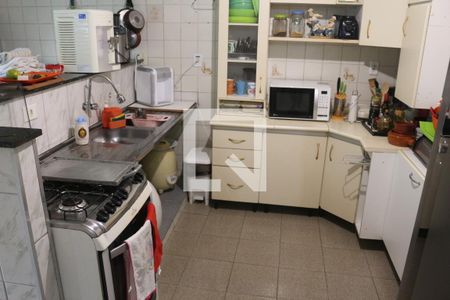 Casa à venda com 91m², 2 quartos e 2 vagasCozinha