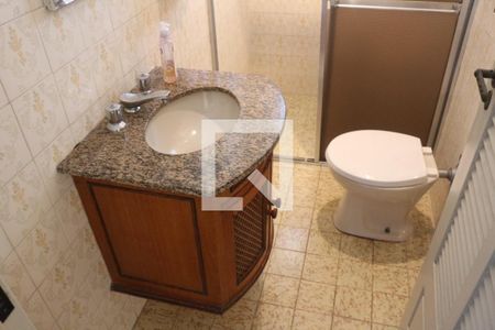 Casa à venda com 91m², 2 quartos e 2 vagasBanheiro