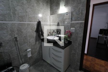 Casa à venda com 237m², 2 quartos e 3 vagasBanheiro