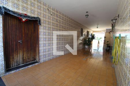 Casa à venda com 237m², 2 quartos e 3 vagasGaragem