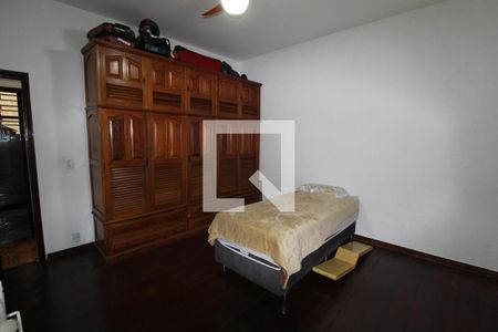 Casa à venda com 237m², 2 quartos e 3 vagasQuarto 2