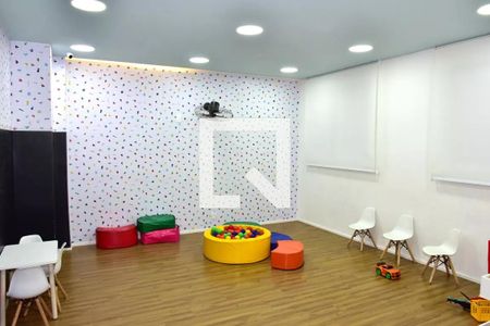 Apartamento à venda com 35m², 2 quartos e sem vagaÁrea comum