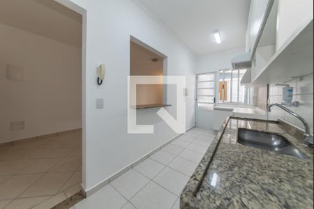 Apartamento para alugar com 76m², 2 quartos e 2 vagasCozinha