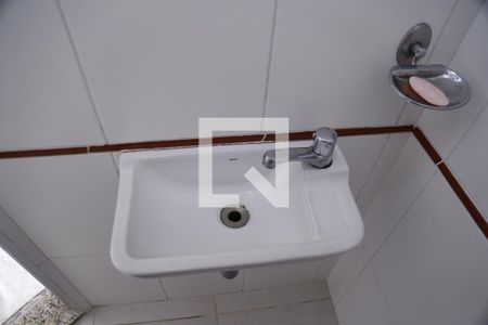 Casa à venda com 100m², 3 quartos e 3 vagasBanheiro de serviço