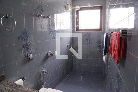 Casa à venda com 100m², 3 quartos e 3 vagasBanheiro da Suíte