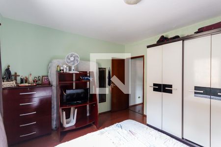 Casa à venda com 230m², 3 quartos e 3 vagas Casa à venda com 230m², 3 quartos e 3 vagasQuarto 3
