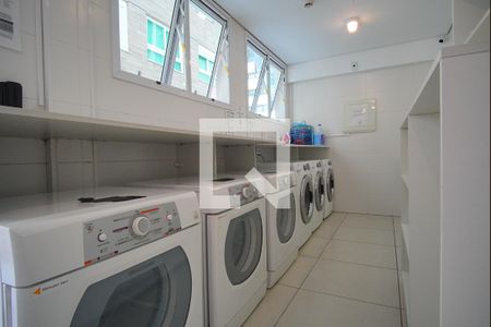 Studio à venda com 33m², 1 quarto e 1 vagaLavanderia