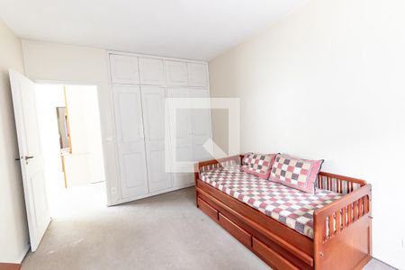 Casa para alugar com 208m², 3 quartos e 3 vagas Casa para alugar com 208m², 3 quartos e 3 vagasQuarto 2