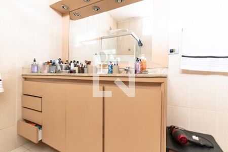 Casa para alugar com 208m², 3 quartos e 3 vagas Casa para alugar com 208m², 3 quartos e 3 vagasBanheiro do Quarto 1