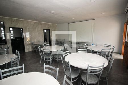 Apartamento para alugar com 50m², 2 quartos e sem vaga Apartamento para alugar com 50m², 2 quartos e sem vagaÁrea comum - Salão de festas