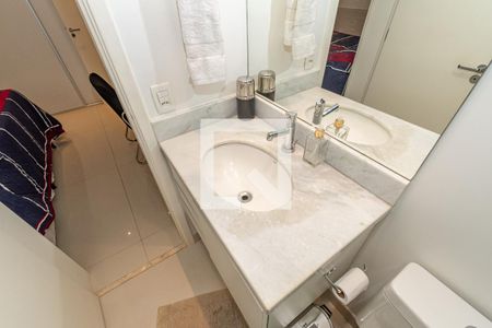 Apartamento à venda com 135m², 2 quartos e 2 vagas Apartamento à venda com 135m², 2 quartos e 2 vagasDetalhe Banheiro da Suíte 1