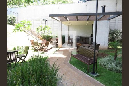 Apartamento para alugar com 35m², 2 quartos e sem vagaÁrea comum - Churrasqueira