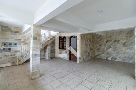 Casa à venda com 360m², 10 quartos e 2 vagasEntrada/Garagem