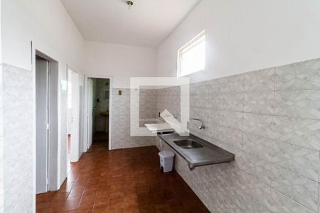 Casa à venda com 360m², 10 quartos e 2 vagasCasa 2 - Cozinha e área de serviço