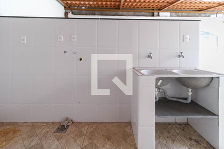 Casa à venda com 360m², 10 quartos e 2 vagasCasa 3 - Área de serviço