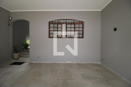 Casa à venda com 240m², 4 quartos e 2 vagasGaragem