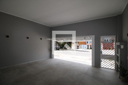 Casa à venda com 240m², 4 quartos e 2 vagasGaragem