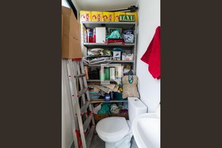 Apartamento à venda com 57m², 2 quartos e 1 vagaBanheiro de serviço