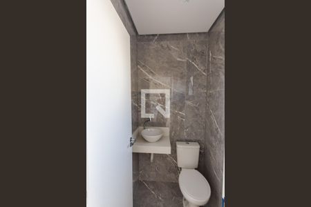 Apartamento à venda com 140m², 3 quartos e 4 vagas Apartamento à venda com 140m², 3 quartos e 4 vagasBanheiro da Cobertura