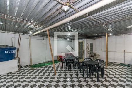 Casa à venda com 100m², 1 quarto e sem vaga Casa à venda com 100m², 1 quarto e sem vagaTerraço