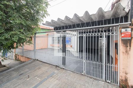 Casa à venda com 125m², 3 quartos e 4 vagasFachada 