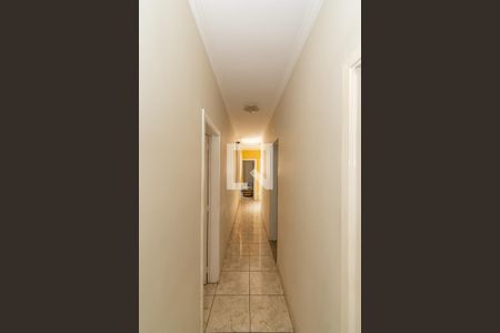 Casa à venda com 190m², 3 quartos e 3 vagas Casa à venda com 190m², 3 quartos e 3 vagasCorredor