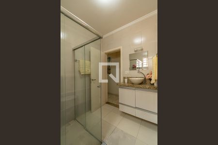 Casa à venda com 190m², 3 quartos e 3 vagas Casa à venda com 190m², 3 quartos e 3 vagasBanheiro 2