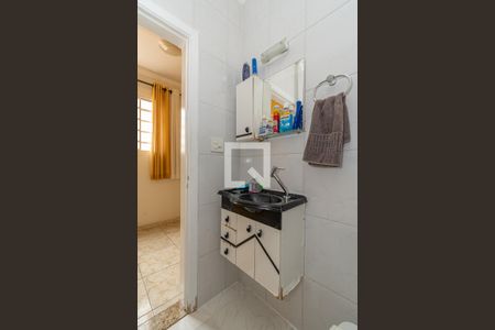 Casa à venda com 190m², 3 quartos e 3 vagas Casa à venda com 190m², 3 quartos e 3 vagasBanheiro 1