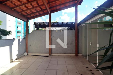 Apartamento à venda com 105m², 2 quartos e 1 vagaCobertura